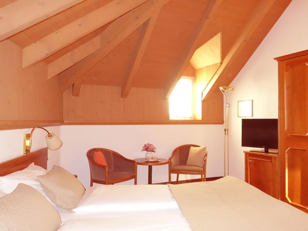 Boutique-Hotel Sonne Бремгартен Стая снимка