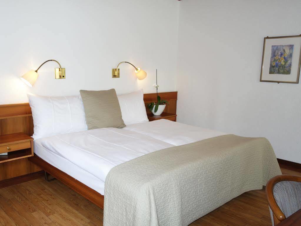 Boutique-Hotel Sonne Бремгартен Екстериор снимка